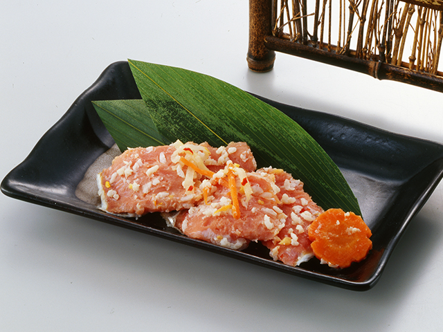 紅鮭飯寿し(ヤマノ印)
